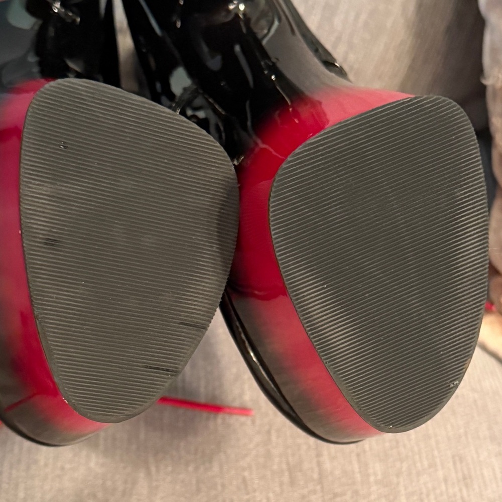 Pleaser Black Patent Platform Lace-Up Boots with Red Ombre Heel - Picture 4 of 9